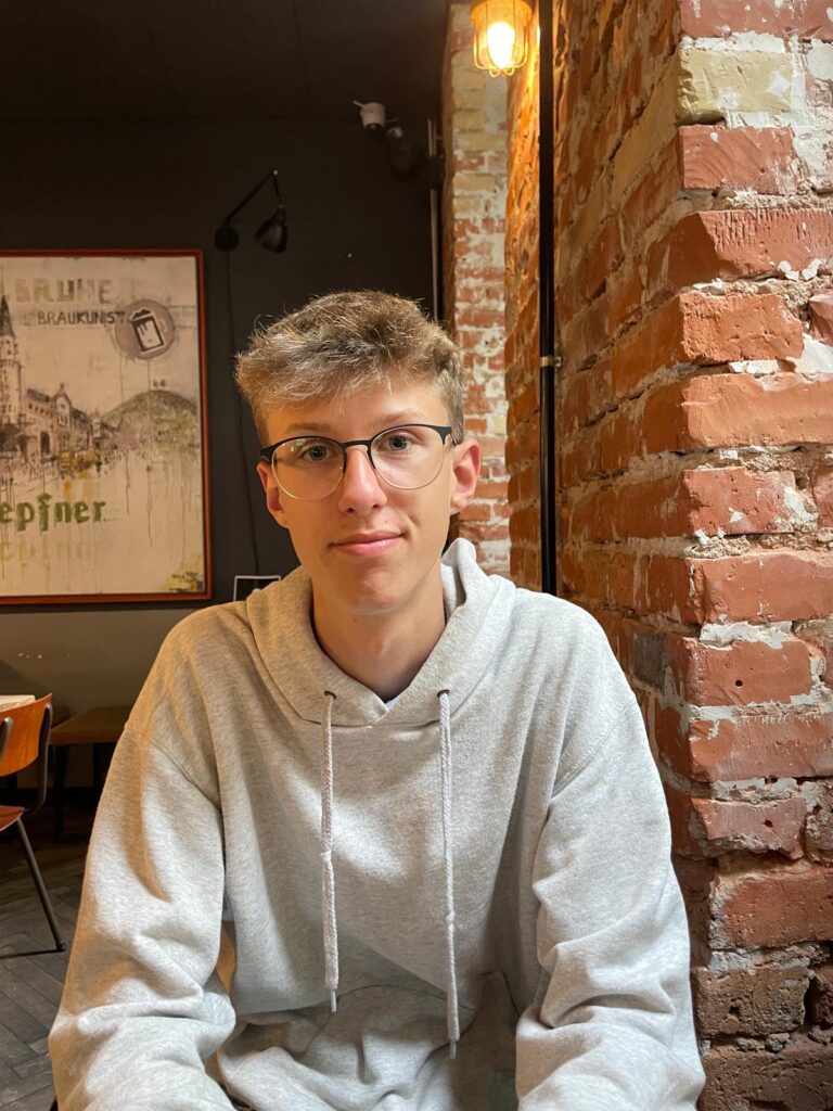 Der nette Junge von Nebenan